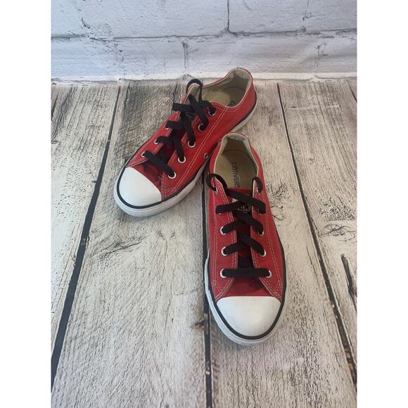 CONVERSE Unisex Kids Red Low Top All Star Sneakers / Size: 3 - Picture 1 of 9